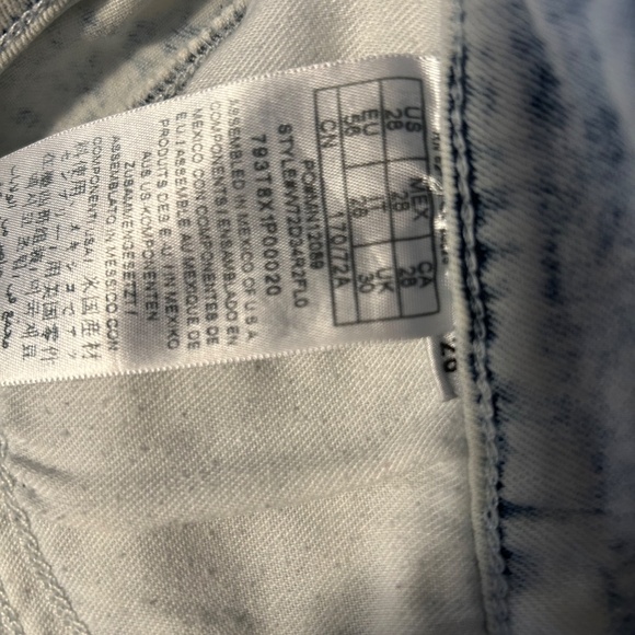 Guess shorts - Picture 3 of 3